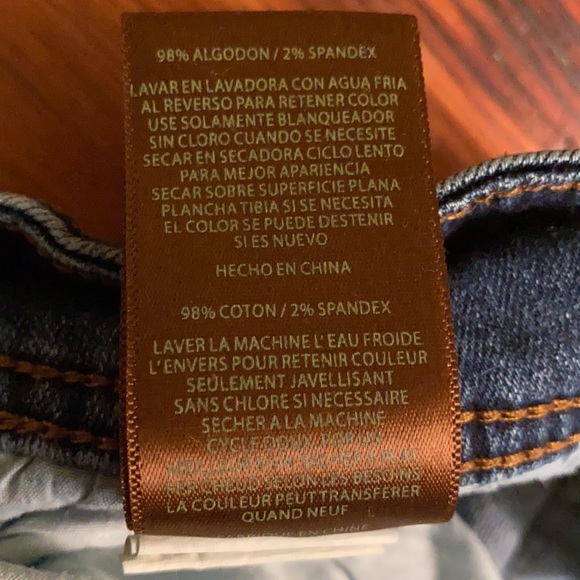 KUT From The Kloth Cameron Cuff Cropped Jeans - 6 - Picture 12 of 15